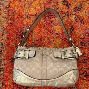 Vintage Coach Silver Grey Shoulder Bag